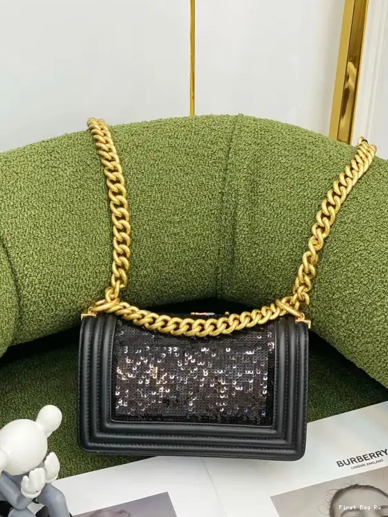 First Bag Ru BOY BAG 20CM CHANEL 0521